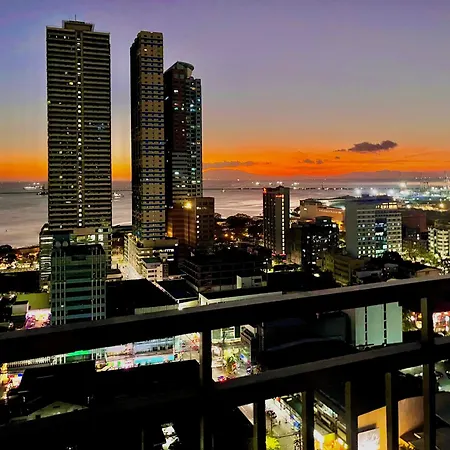 8 Adriatico- 1 Bedroom Condo With Balcony In Ermita Near Us Embassy
