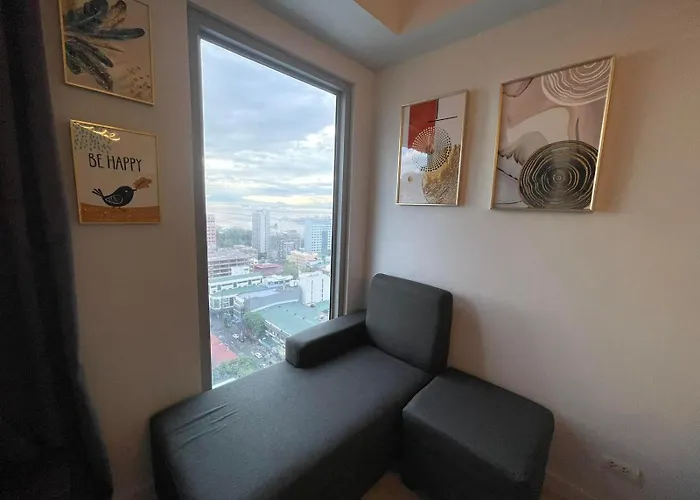 Appartement 8 Adriatico 23 1 Bedroom With Balcony In Ermita Near Us Embassy And Saint Lukes Medical Extension Clinic
