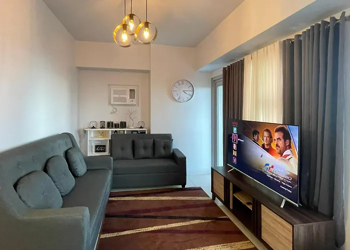 8 Adriatico 23 1 Bedroom With Balcony In Ermita Near Us Embassy And Saint Lukes Medical Extension Clinic *