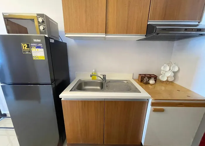 8 Adriatico 23 1 Bedroom With Balcony In Ermita Near Us Embassy And Saint Lukes Medical Extension Clinic Appartement