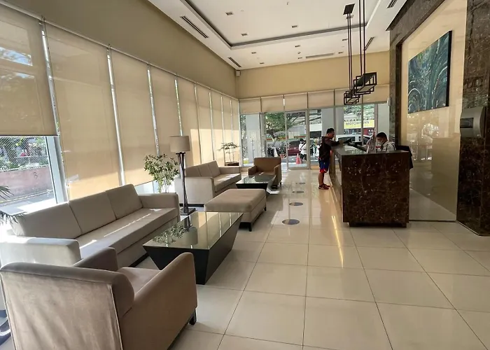 8 Adriatico 23 1 Bedroom With Balcony In Ermita Near Us Embassy And Saint Lukes Medical Extension Clinic *