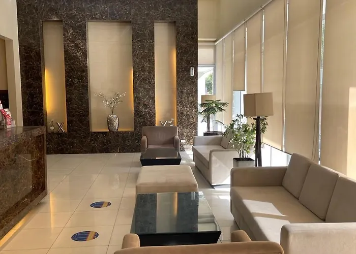 8 Adriatico 23 1 Bedroom With Balcony In Ermita Near Us Embassy And Saint Lukes Medical Extension Clinic Appartement Manille