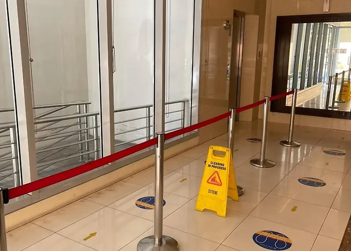 Appartement 8 Adriatico 23 1 Bedroom With Balcony In Ermita Near Us Embassy And Saint Lukes Medical Extension Clinic Manille