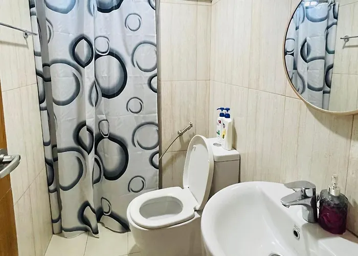 8 Adriatico 23 1 Bedroom With Balcony In Ermita Near Us Embassy And Saint Lukes Medical Extension Clinic